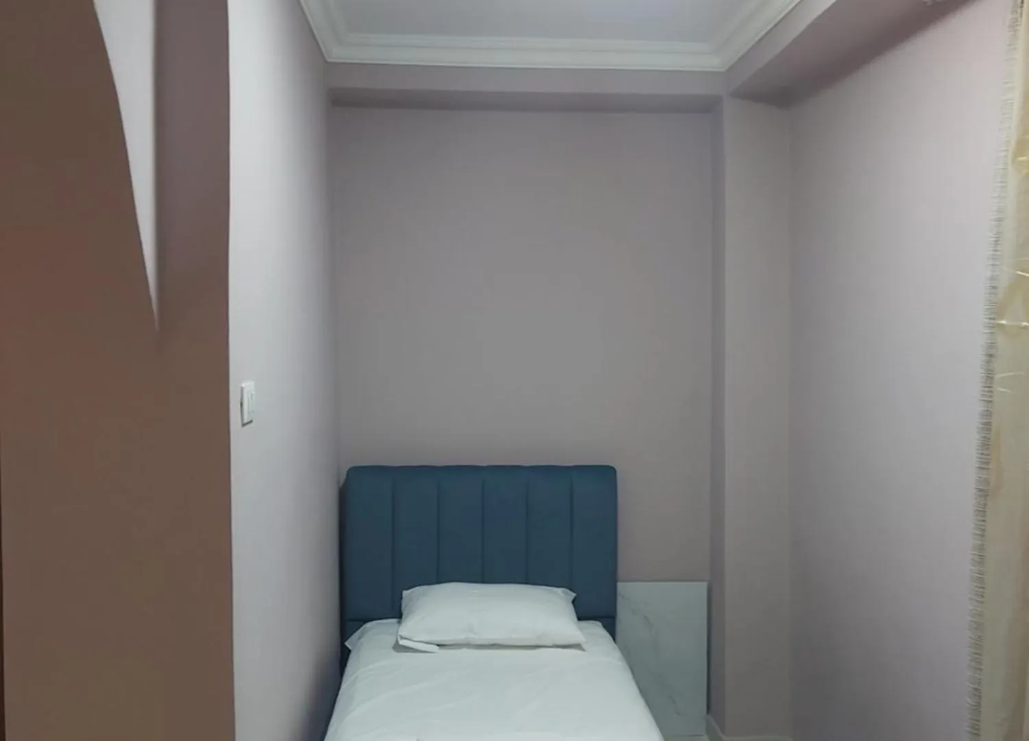 Gesapartment Tiran 0*,